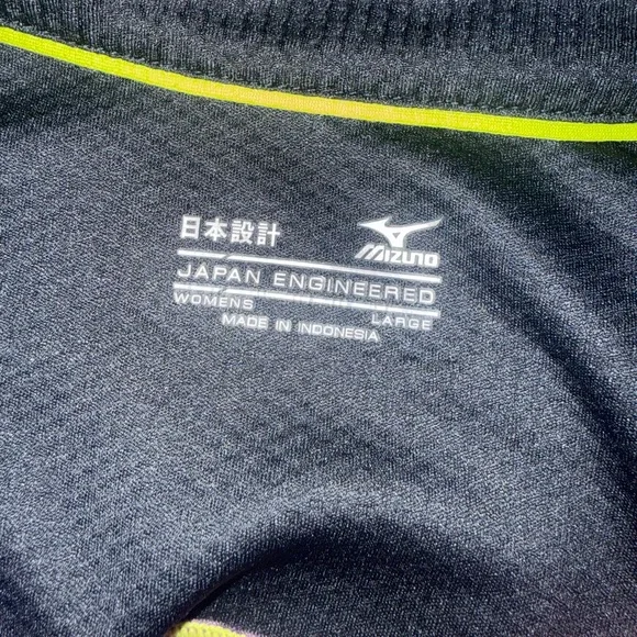 Mizuno Women Purple Breath Thermo Running Quarter Zip Pullover Medium - Picture 7 of 10